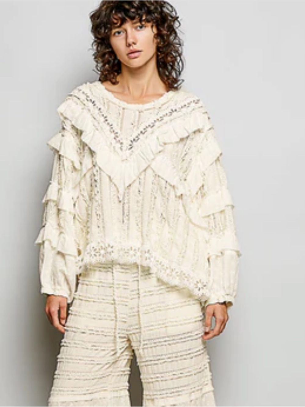 POL Cream Ruffle-Trim Crewneck top